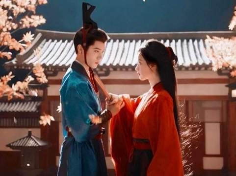 表面看是她执子布局、主动邀约，实则谢燕来早已心悦诚服、甘之如饴！翘楚开播