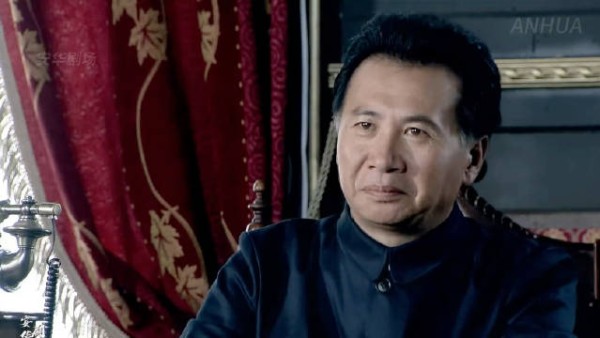 一根老虎的大腿骨可以换来什么官职，他想用这根虎骨换个警察局长当当