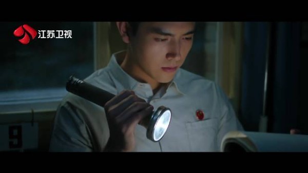 方穆扬恢复记忆认出费霓