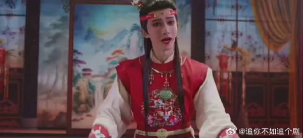 刘宇戏服日常装切换自如，节目表现引期待