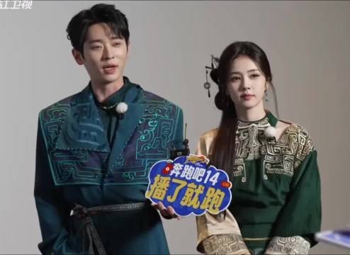 能看得出来俩人对剧宣是认真的