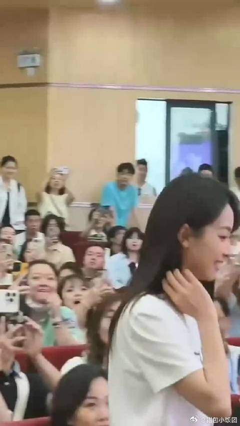 宋茜姐姐近距离太美了