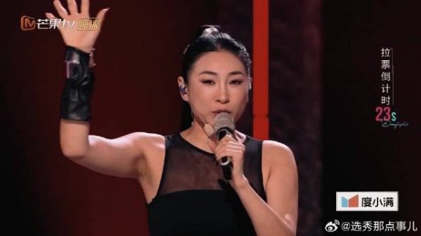 后台老师杀上舞台,这次真要被看见