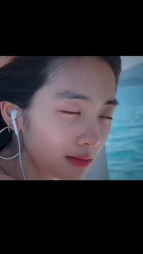 《百妖谱》女主传闻发酵，黄多多正式进入演艺圈，演技表现成关注焦点