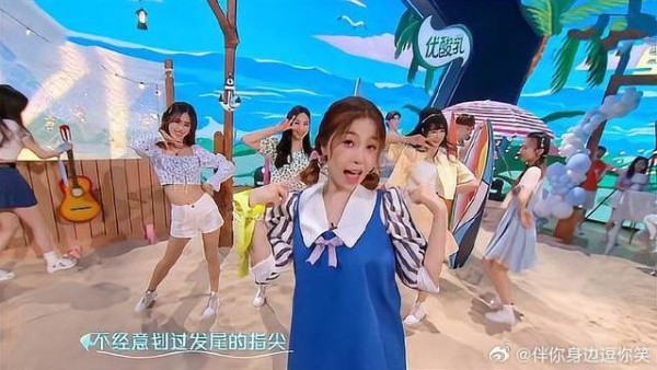 虞书欣不愧是甜妹，小奶音一出瞬间被甜到，心都酥了！丨星期六