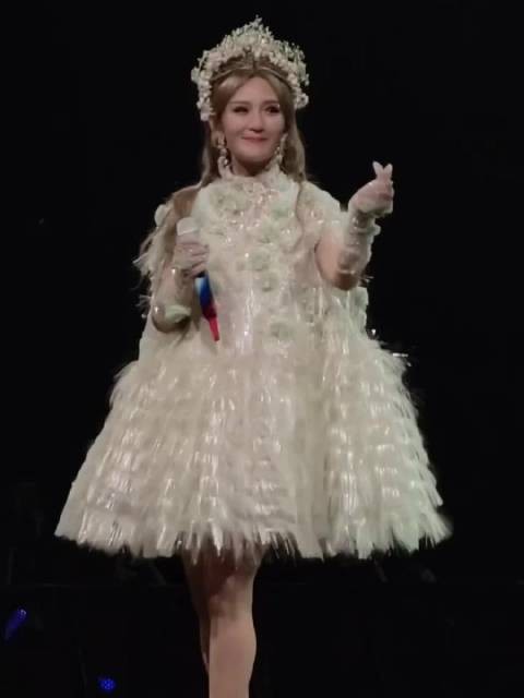 谢娜北京巡演门票售罄,多明星助阵引关注