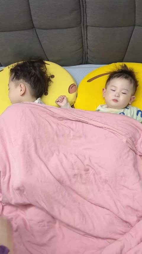 哥哥说内裤越来越松啦！