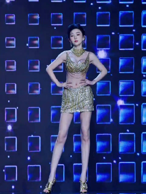 万国全明星中国香港代表，王艺凝