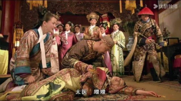 甄嬛自撞桌角流产陷害皇后
