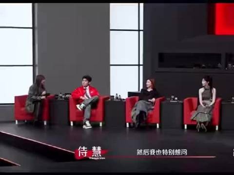 孔雪儿澄清谣言并祝福鞠婧祎生日