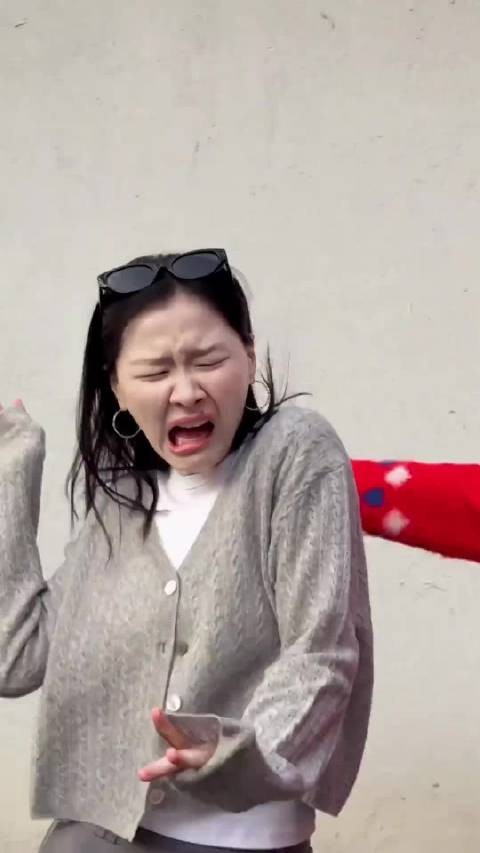 大家总是低估友谊的韧性 而高估爱情的伟大金靖 章若楠 楠女生友谊 电影想你了