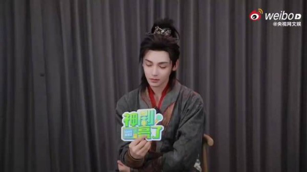 侯明昊选孤勇者诠释新剧孤胆英雄