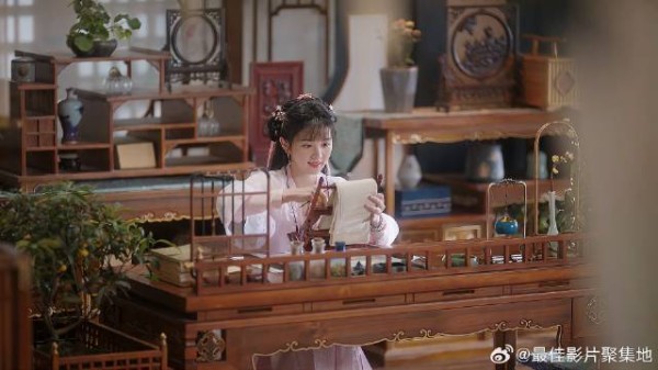 侧夫人偷听谈话，以为六少主命不久矣，不料竟是乌龙