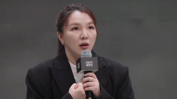 导演左近谈GAI17年变化,提及妻子瞬间开朗