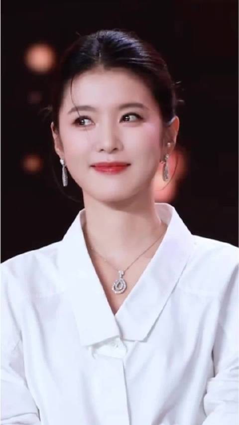 每次喊李云霄，都觉得这三个字里藏着风与远方的故事
