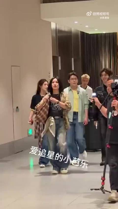 毕雯珺完成录制米卡补位,两人将各自精彩