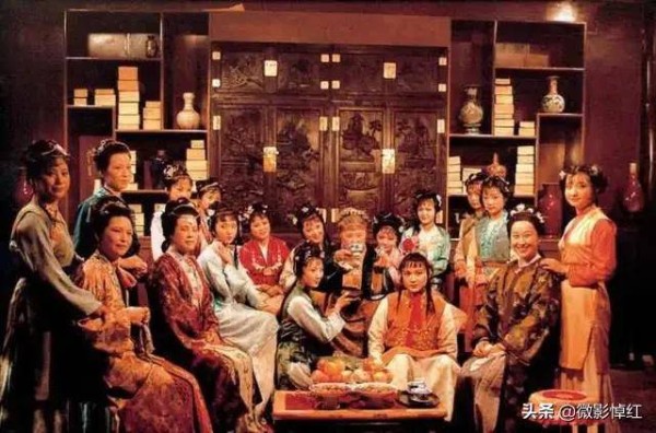 闲话红楼:刘姥姥是非常有趣的乡下老太婆