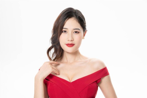 结了婚的女人要是心里想你了，不会直接说出来，而是会有这三个举动