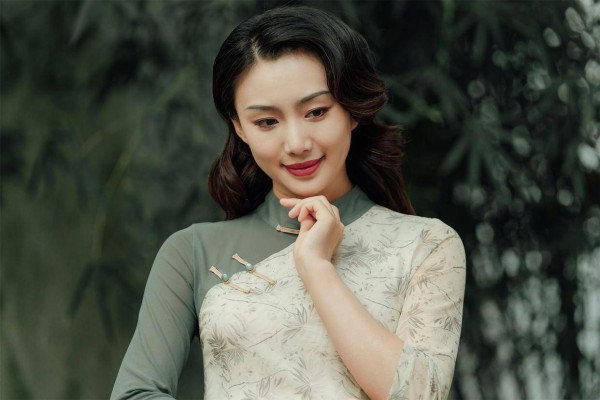 结了婚的女人要是发了疯地想一个婚外的男人,会有这三个迹象,而且不会天天联系
