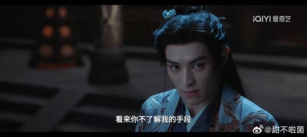 就这一个付一笑，又美又飒！