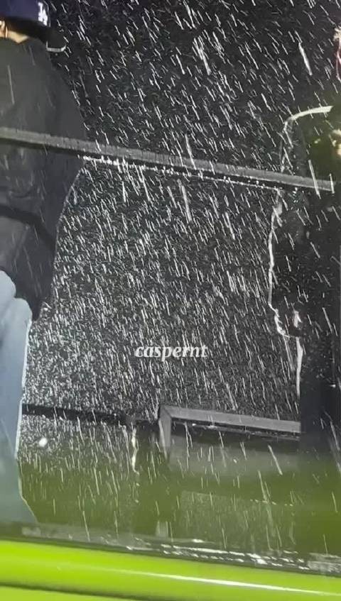 钟辰乐回忆泰国暴雨<a target=