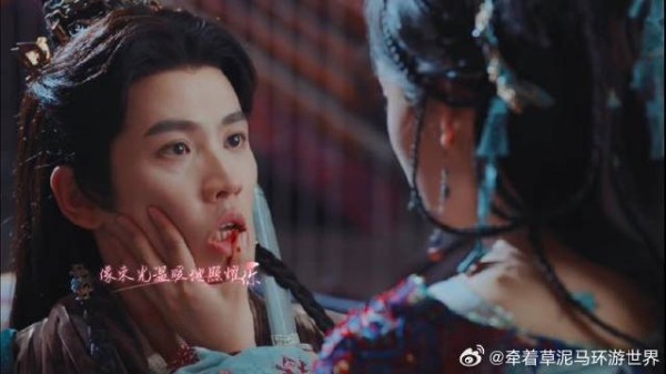 李沁陈哲远新剧《一笑随歌》片场互动曝光