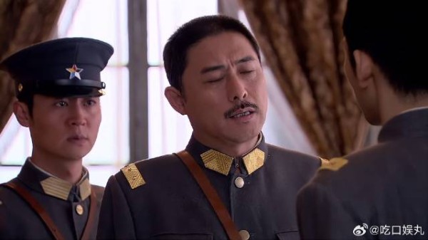 四少听了谨小姐的话，决定对叛军家属，进行处决
