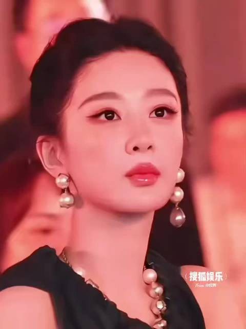 杨紫曾说每朵玉兰都有自己的花期