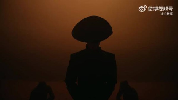 白敬亭晒出新MV预告！居然是和Melo邓典果一起拍的！