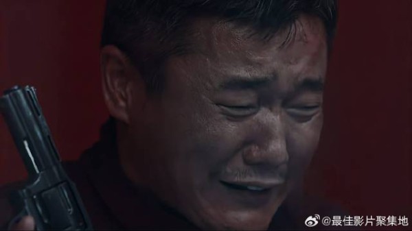大叔为儿子心脏走上不归路 看到这一幕，彻底绷不住