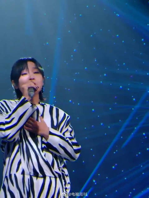 不管是和艾略特还是胡彦斌，笔笔来帮唱我都狠狠期待！