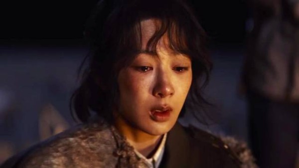 杨紫凭生命树角色获白玉兰视后,实力演技获认可