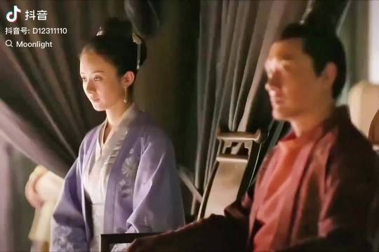 本人泪点 就是刷到这种已经忘记的细节 然后眼角滑泪哈哈哈哈哈哈哈