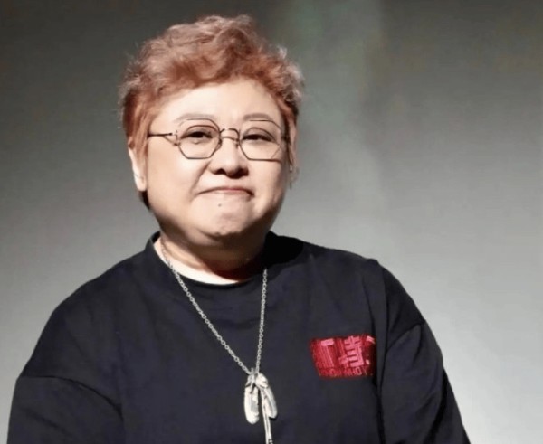 韩红正式道歉，不能都怪网友