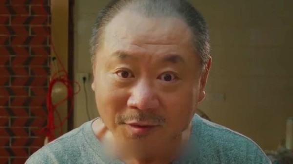 男人一觉醒来发现自己被困在了同一天，无限循环