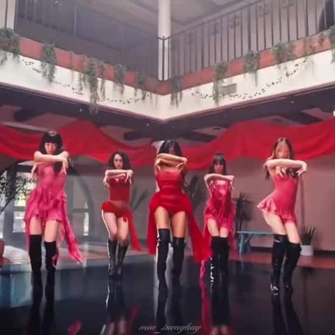 好漂亮的美籍印度裔美女