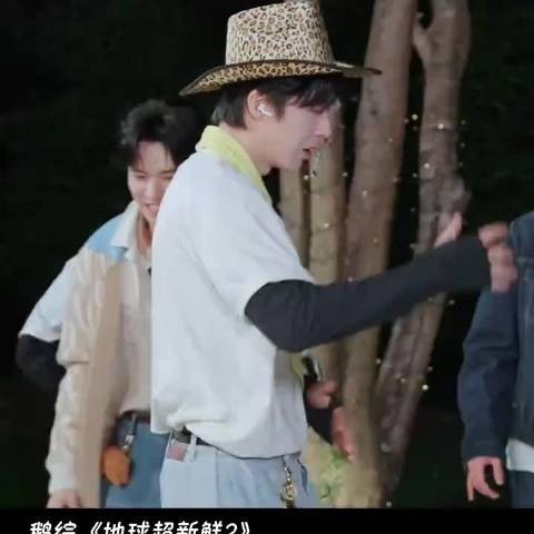 刘宇宁热舞名场面引关注