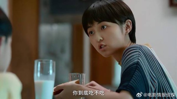 父母意外双亡,姐姐独自带上幼儿园的弟弟,生活太难了