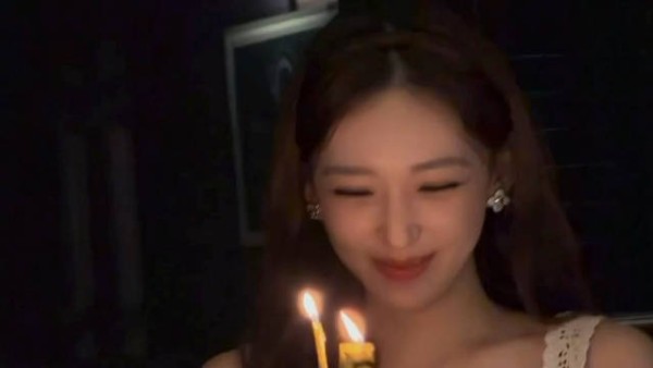 许愿“下辈子我长这样”@程潇 最新潇息
