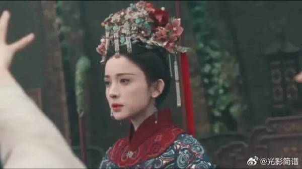 “大小姐驾到,统统闪开”