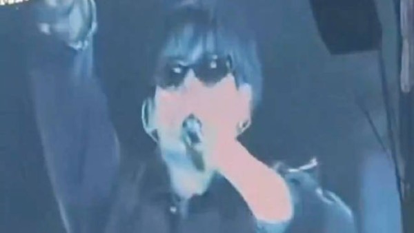 omg 柾国第二部分的时候戴墨镜了 260702 BTS世巡 布鲁塞尔演唱会Day2 
