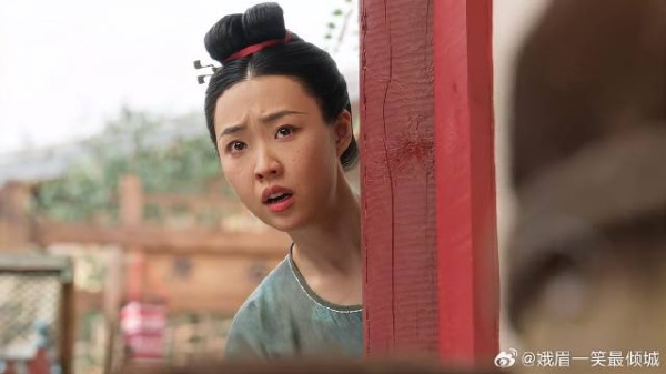 渣男想要挽回五娘，又跑来给她说好话，不料被大福偷听