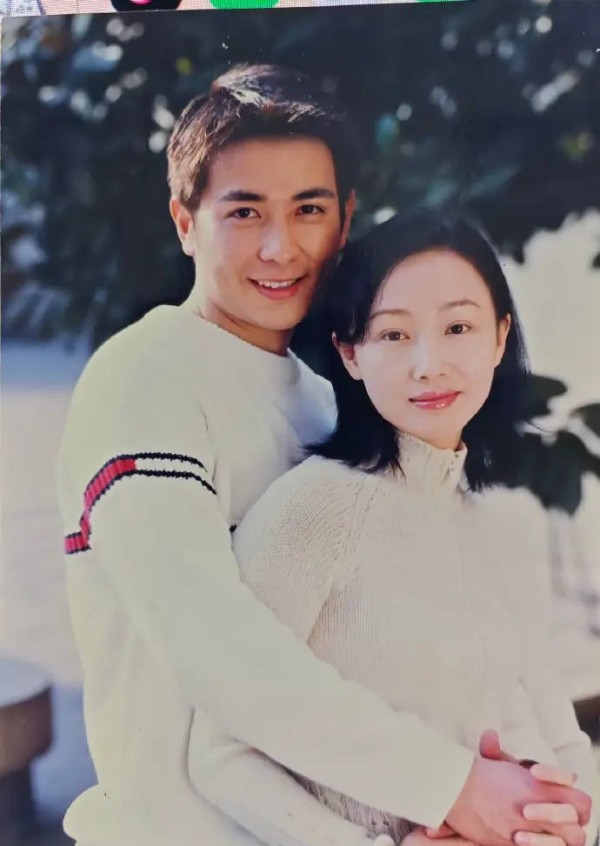 保剑锋方发布声明：与黄慧颐曾有过婚姻关系