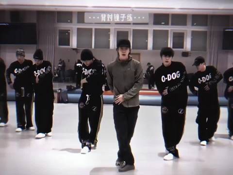 天资是很残忍的东西! 基本功硬到砍穿地球