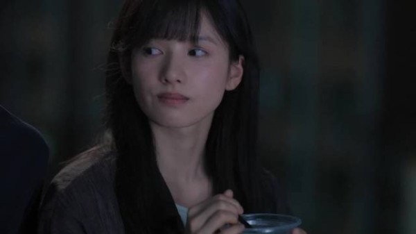 宋威龙张婧仪素颜出演新剧野狗骨头