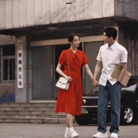 王安宇辟谣与关晓彤恋情传闻