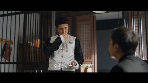 演员杨同学小品表演引热议，节奏连贯获赞