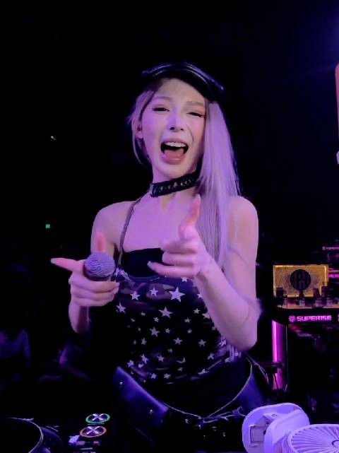 这么卡哇伊的女孩 你心动了吗