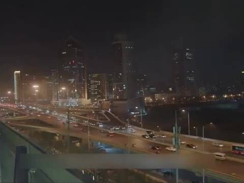 成年人的体面，都是硬撑出来的