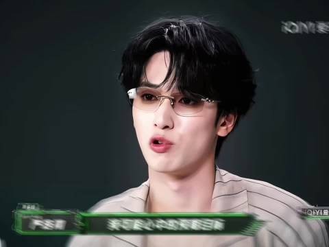严浩翔点评VaVa李斯丹妮舞台编曲适配度不足
